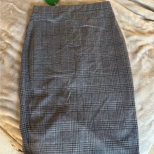 Halara pencil skirt new never worn with tags
